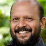 ലോക്കോപൈലറ്റുമാര് മൊബൈലില് ക്രിക്കറ്റ് കണ്ടതാണ് ആന്ധ്ര ട്രെയിന് അപകടത്തിന് കാരണമെന്ന് റെയില്വേ മന്ത്രി