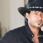 കുല്‍ഗാമില്‍ ഏറ്റുമുട്ടല്‍ തുടരുന്നു ; ഹിസ്ബുള്‍ മൂജാഹിദ്ദീന്‍ സീനിയര്‍ കമാന്‍ഡര്‍ ഫറുഖ് അഹമ്മദ് ഉള്‍പ്പെടെ എട്ട് ഭീകരരെ സൈന്യം വധിച്ചു